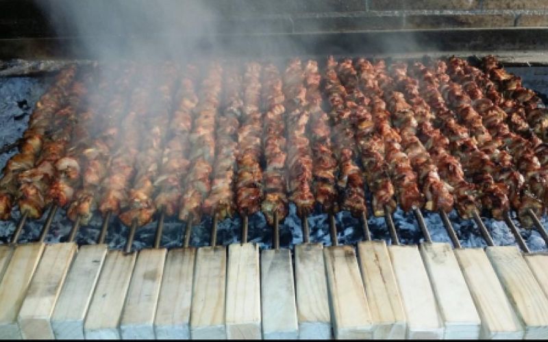 Pichos de lechazo a la brasa
