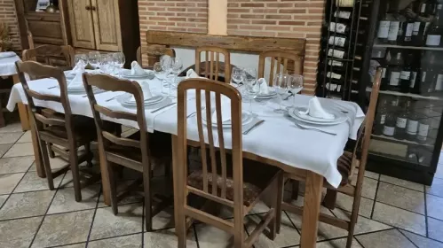 ¡Localízanos y reserva tu mesa! 