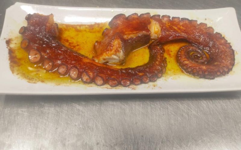 Pulpo a la brasa
